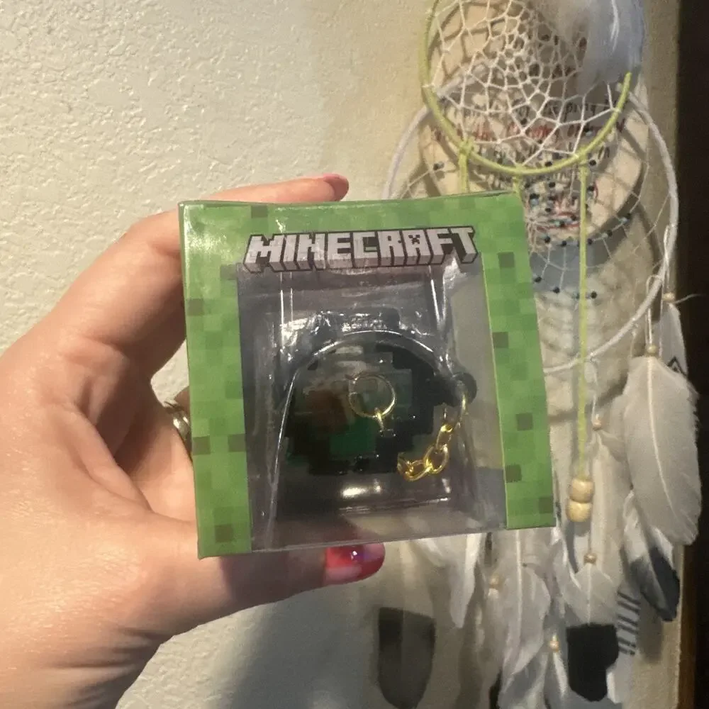 New Minecraft Series 2 Charms Bee 2.5-Inch Backpack Hanger Viral Keychain